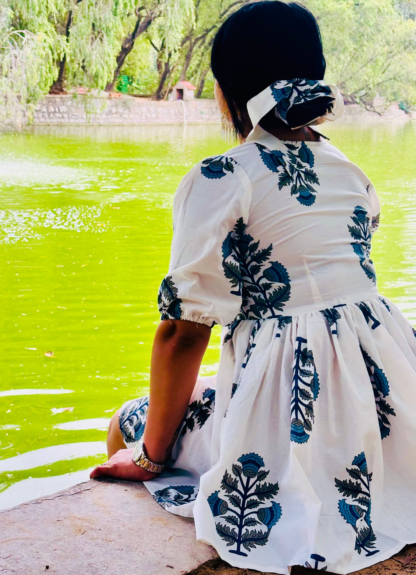 Leaf pattern frock one piece